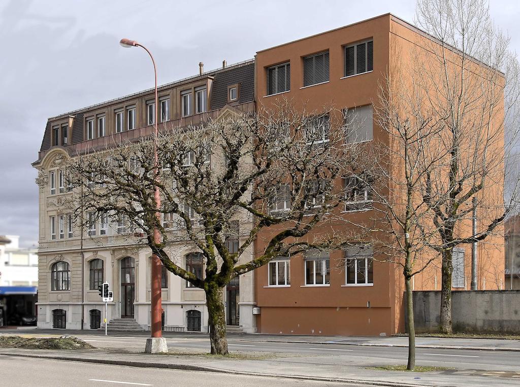 Hebergement Du Pod La Chaux De Fonds Exteriör bild